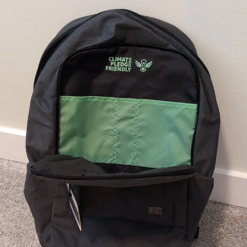 Case Logic Gray Backpack - Picture 5 of 6